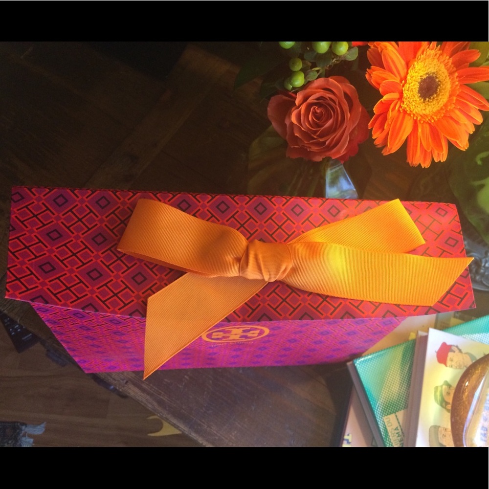 Tory Burch Gift Bag-Authentic - Picture 3 of 8
